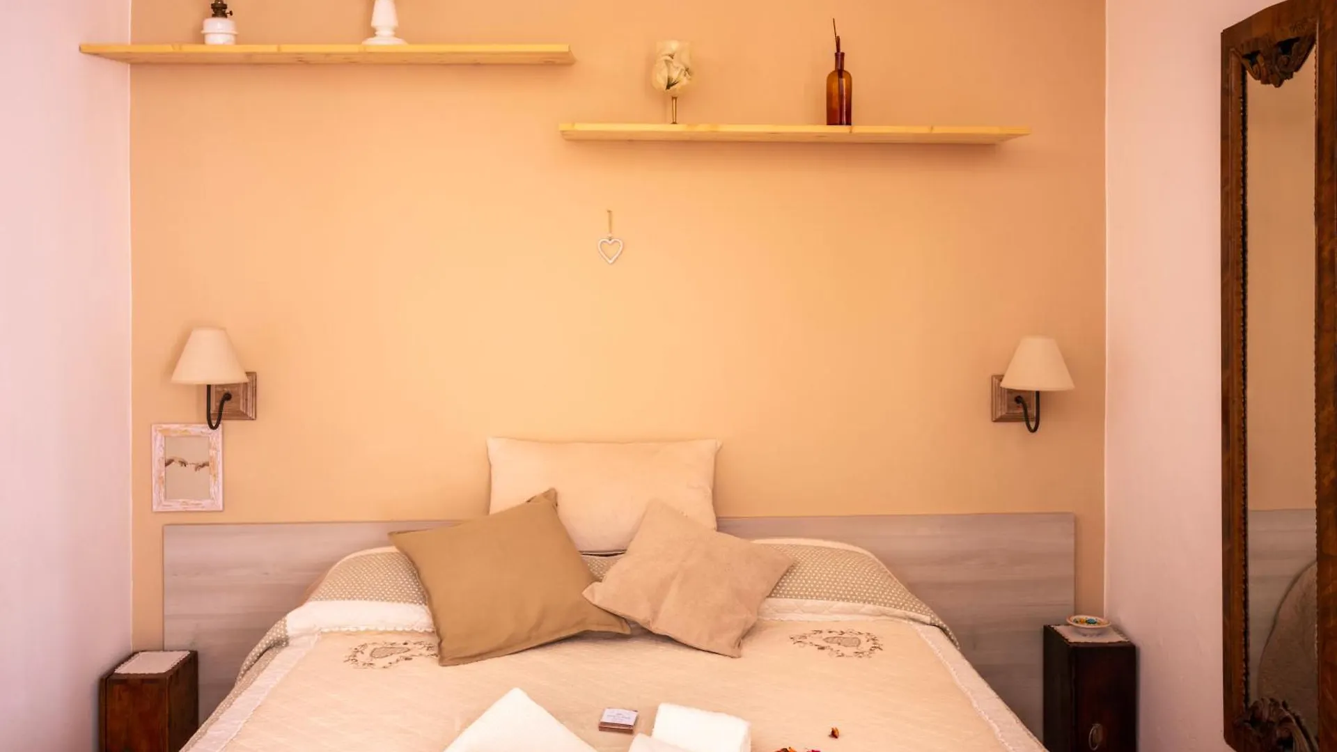 B&B La Vittoria Crone 0*,  Włochy
